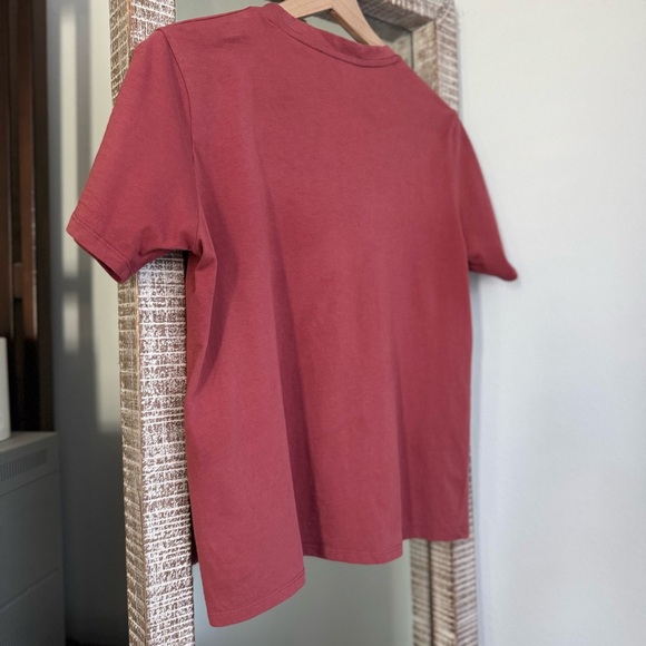 Sezane Conrad T-shirt in Rosewood - Picture 4 of 7
